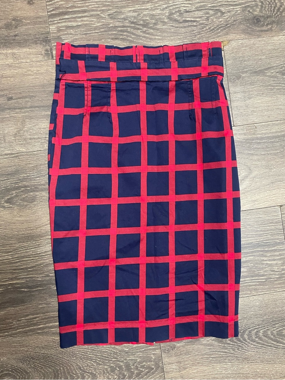 7th Avenue Navy and Red Windowpane Pencil Skirt - Women size 4 classy statement